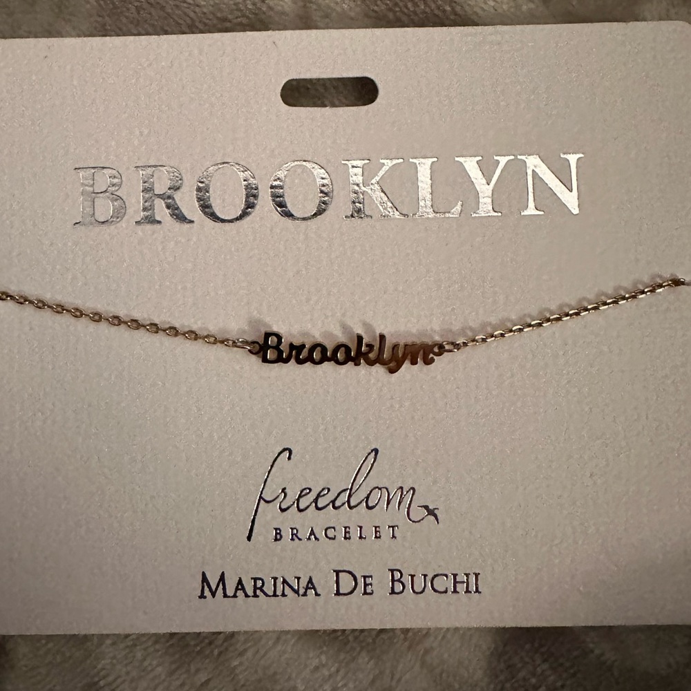 NWT Personalized Bracelet Brooklyn